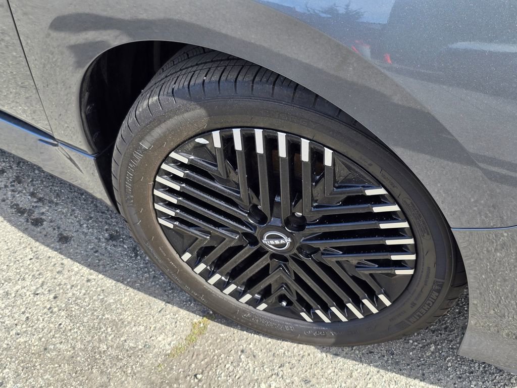 Used 2024 Nissan Leaf SV Plus image 28