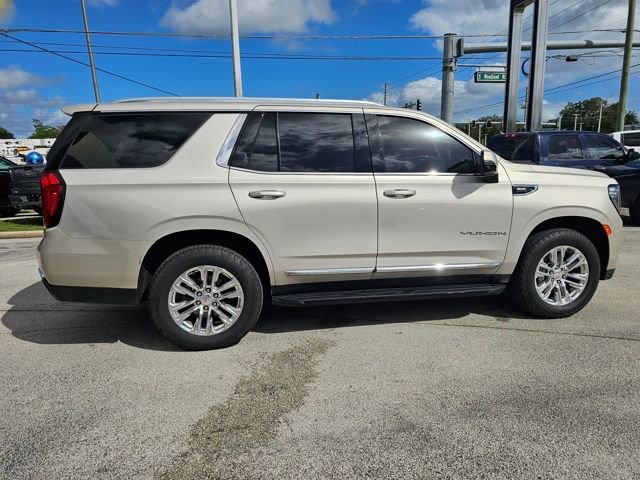 Used 2022 GMC Yukon SLT w/ SLT Premium Package image 5