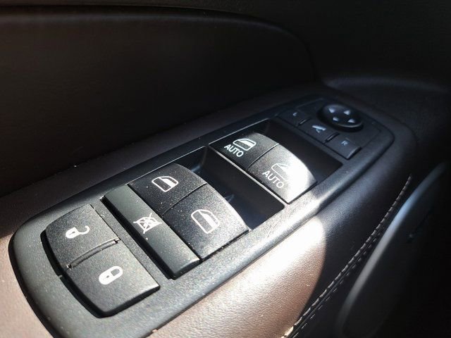 Used 2018 Jeep Grand Cherokee Summit image 23