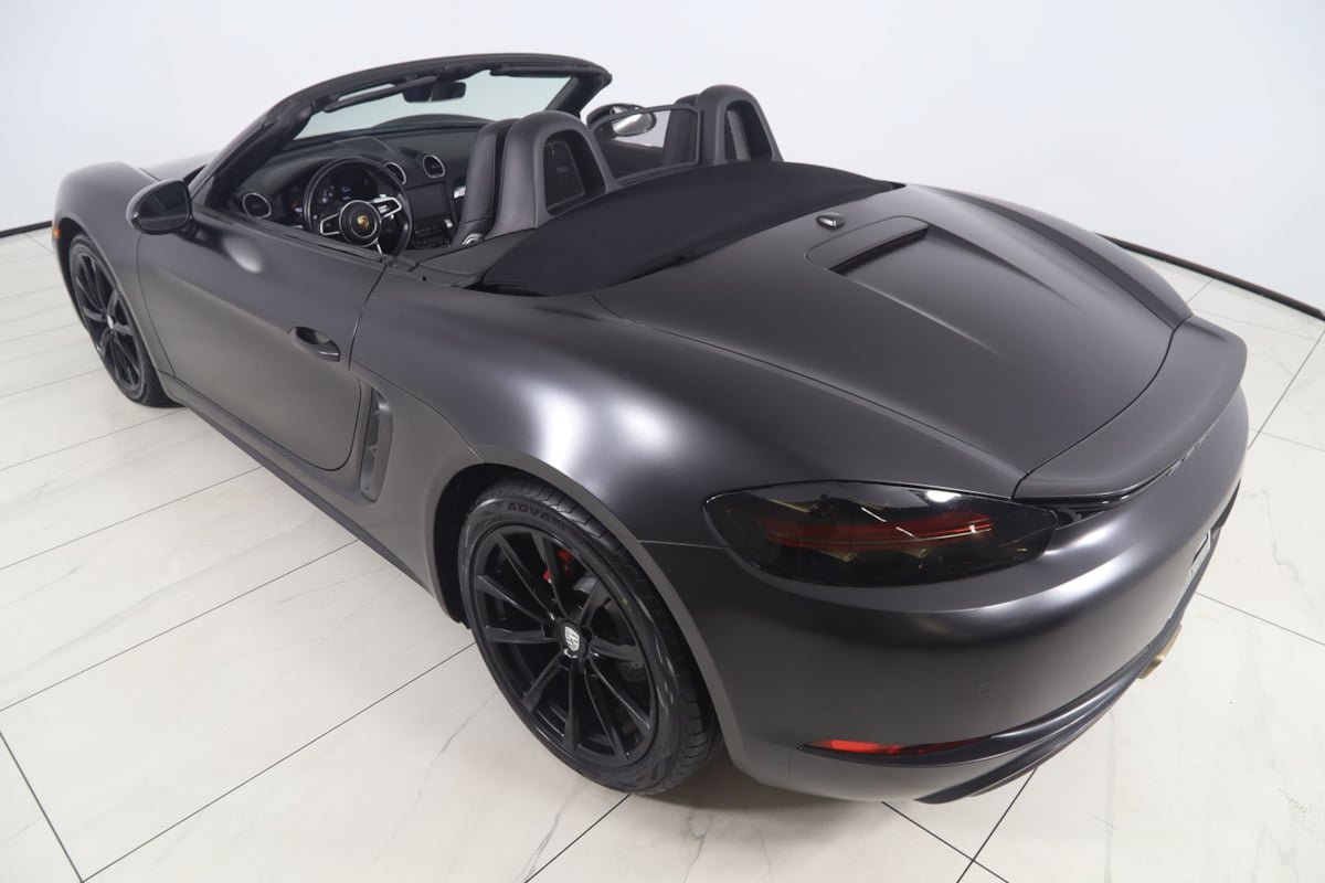 Used 2017 Porsche 718 Boxster RWD image 37