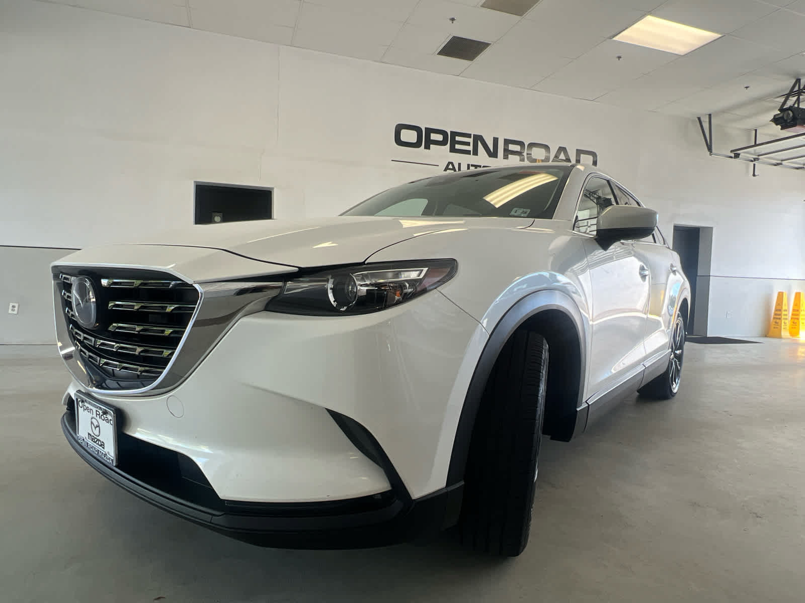 Certified 2023 MAZDA CX-9 Touring Plus AWD/4WD image 2