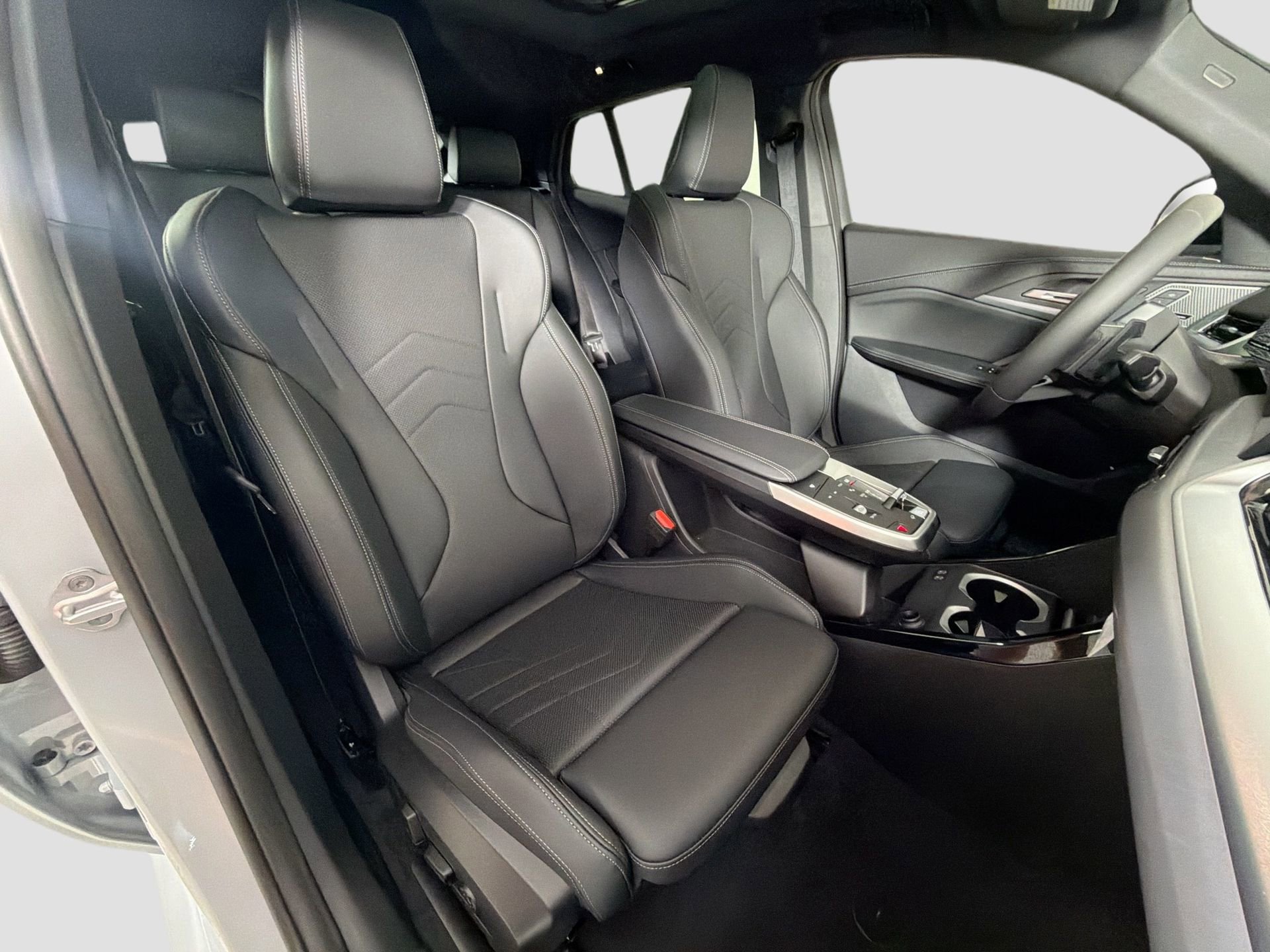 New 2026 BMW X2 xDrive28i w/ Technology Package image 27