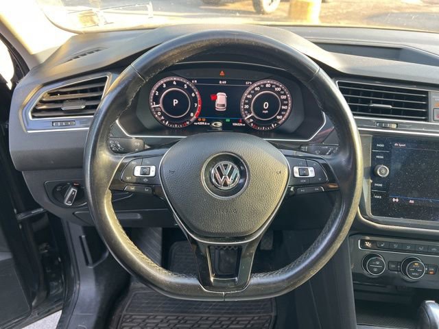 Used 2019 Volkswagen Tiguan SEL AWD/4WD image 16