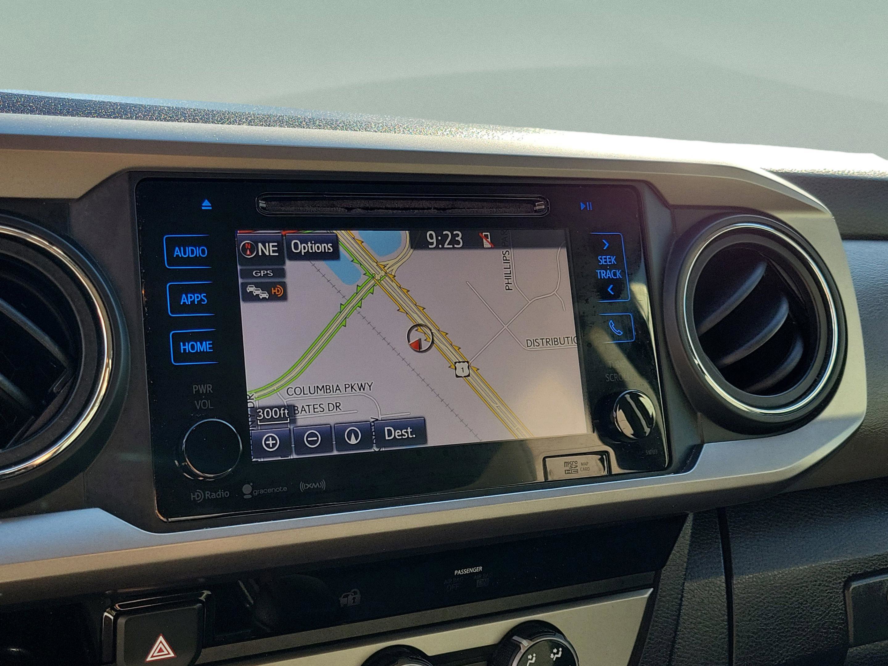 Used 2017 Toyota Tacoma SR5 w/ Tow Package RWD image 23