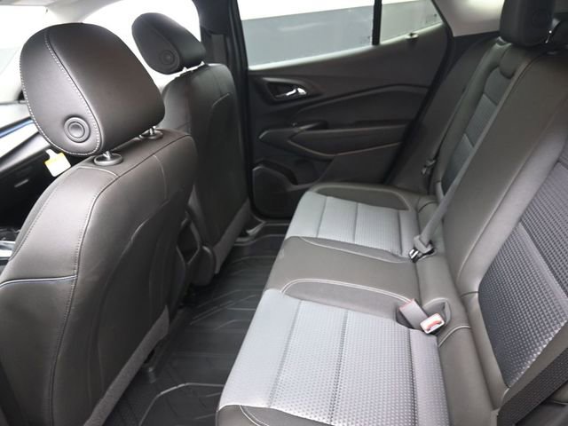 New 2026 Chevrolet Trax LT image 9