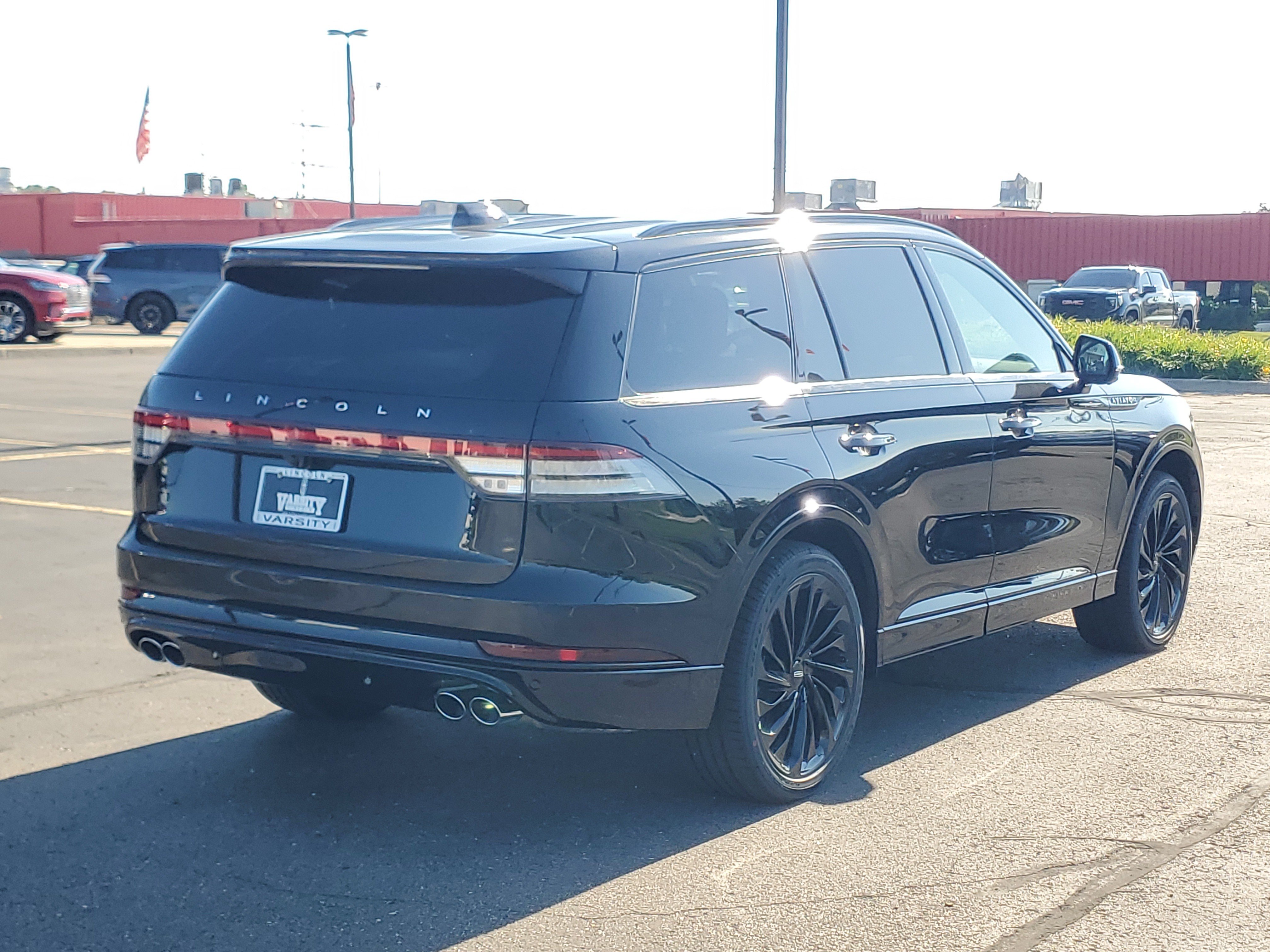 New 2026 Lincoln Aviator Reserve AWD/4WD image 4