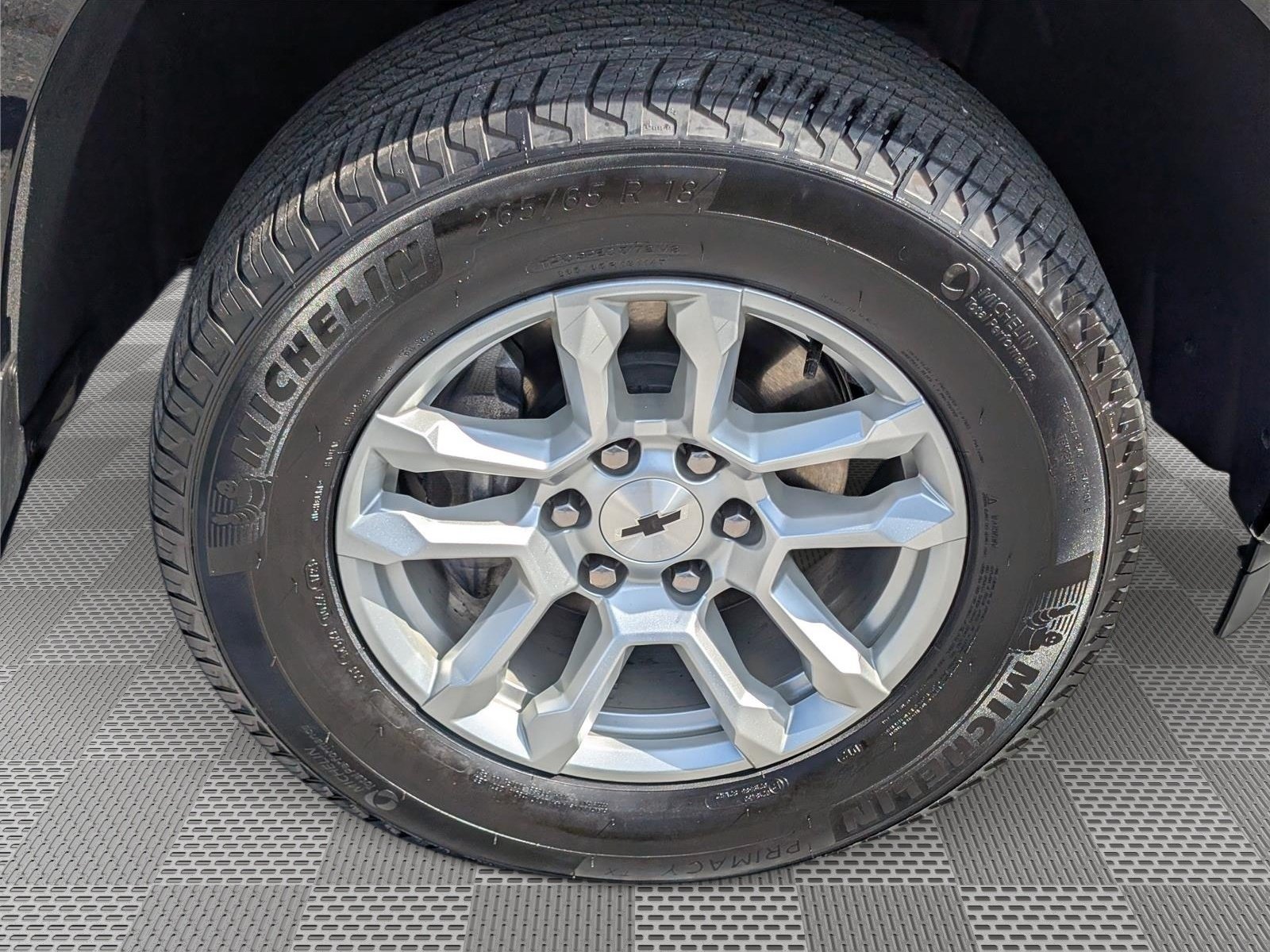 Used 2024 Chevrolet Silverado 1500 RST AWD/4WD image 11