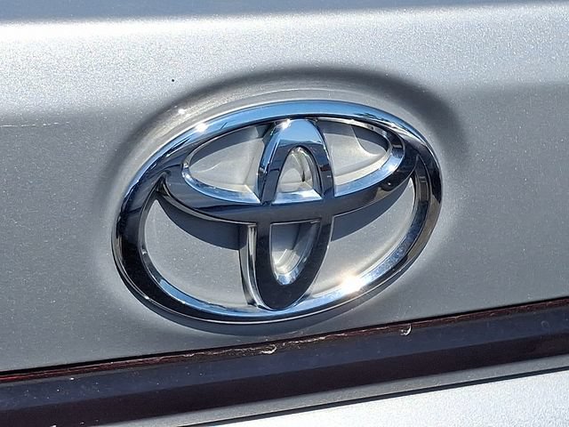 Used 2024 Toyota Corolla LE FWD image 7