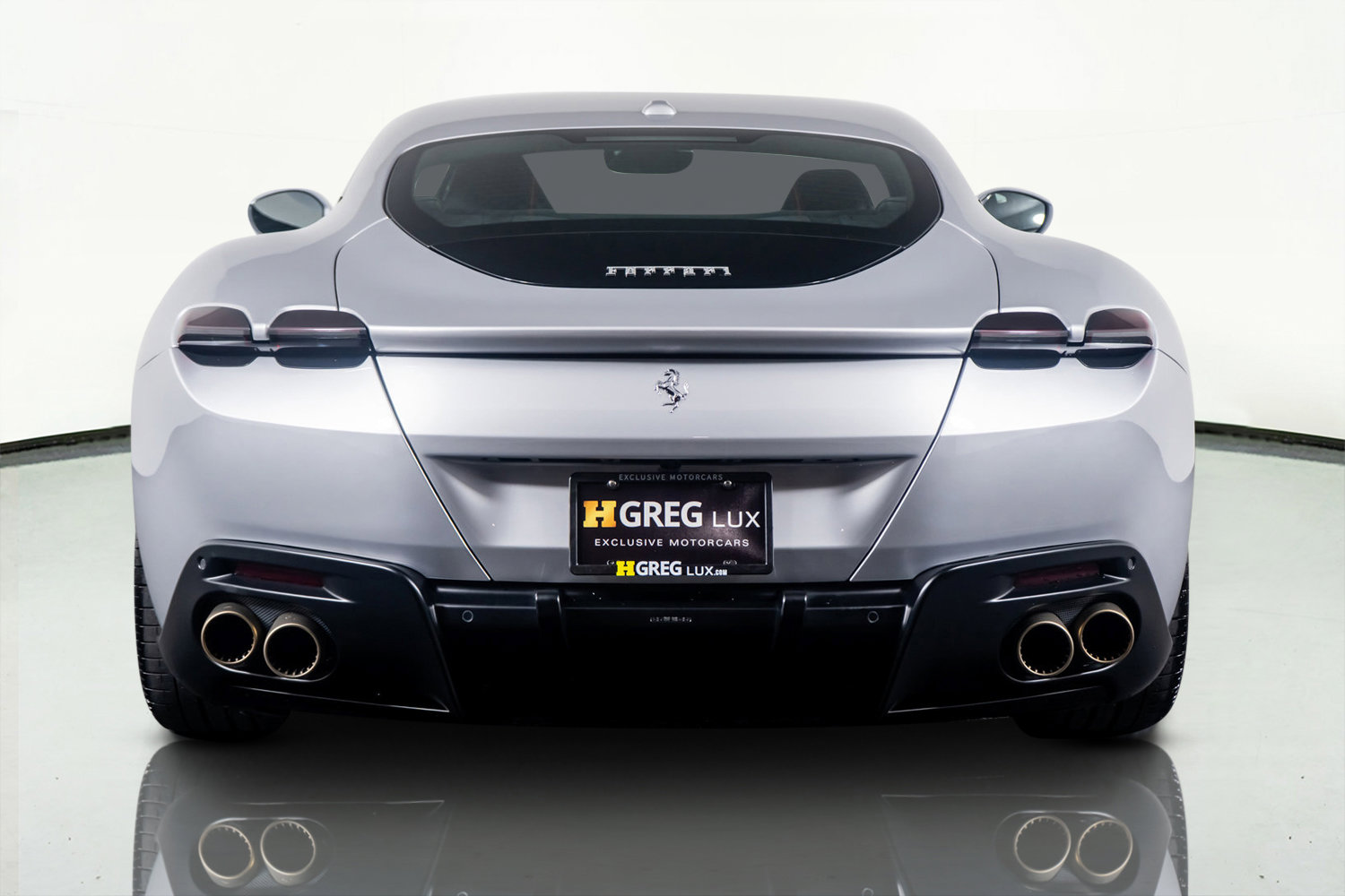 Used 2022 Ferrari Roma image 11