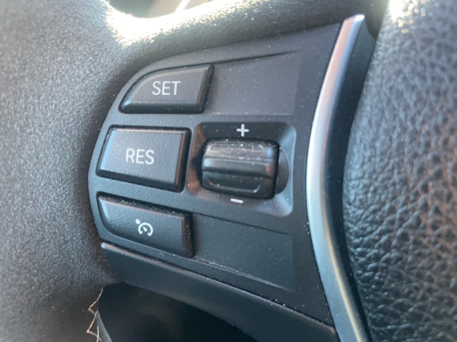 Used 2018 BMW 330i Sedan w/ Convenience Package image 29