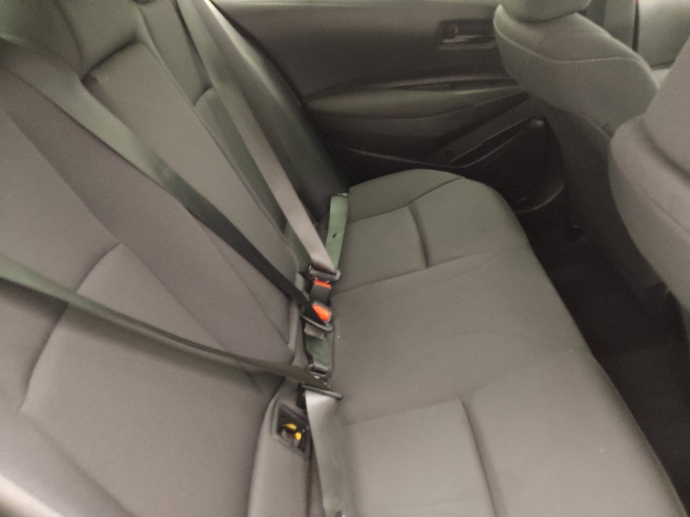 Used 2023 Toyota Corolla LE image 19