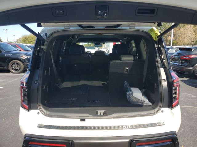 Certified 2025 Nissan Armada PRO-4X image 7