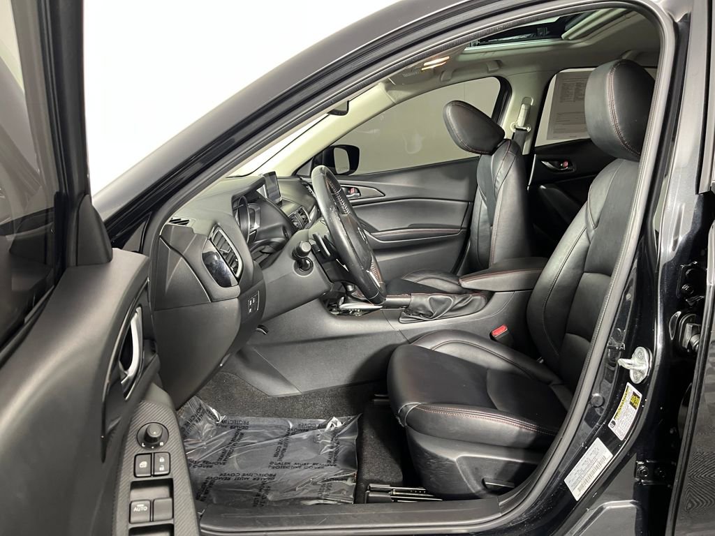 Used 2015 MAZDA MAZDA3 s Touring image 11