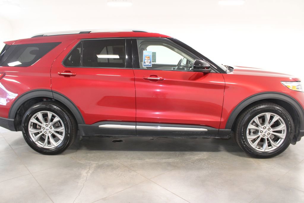 Used 2024 Ford Explorer Limited image 11
