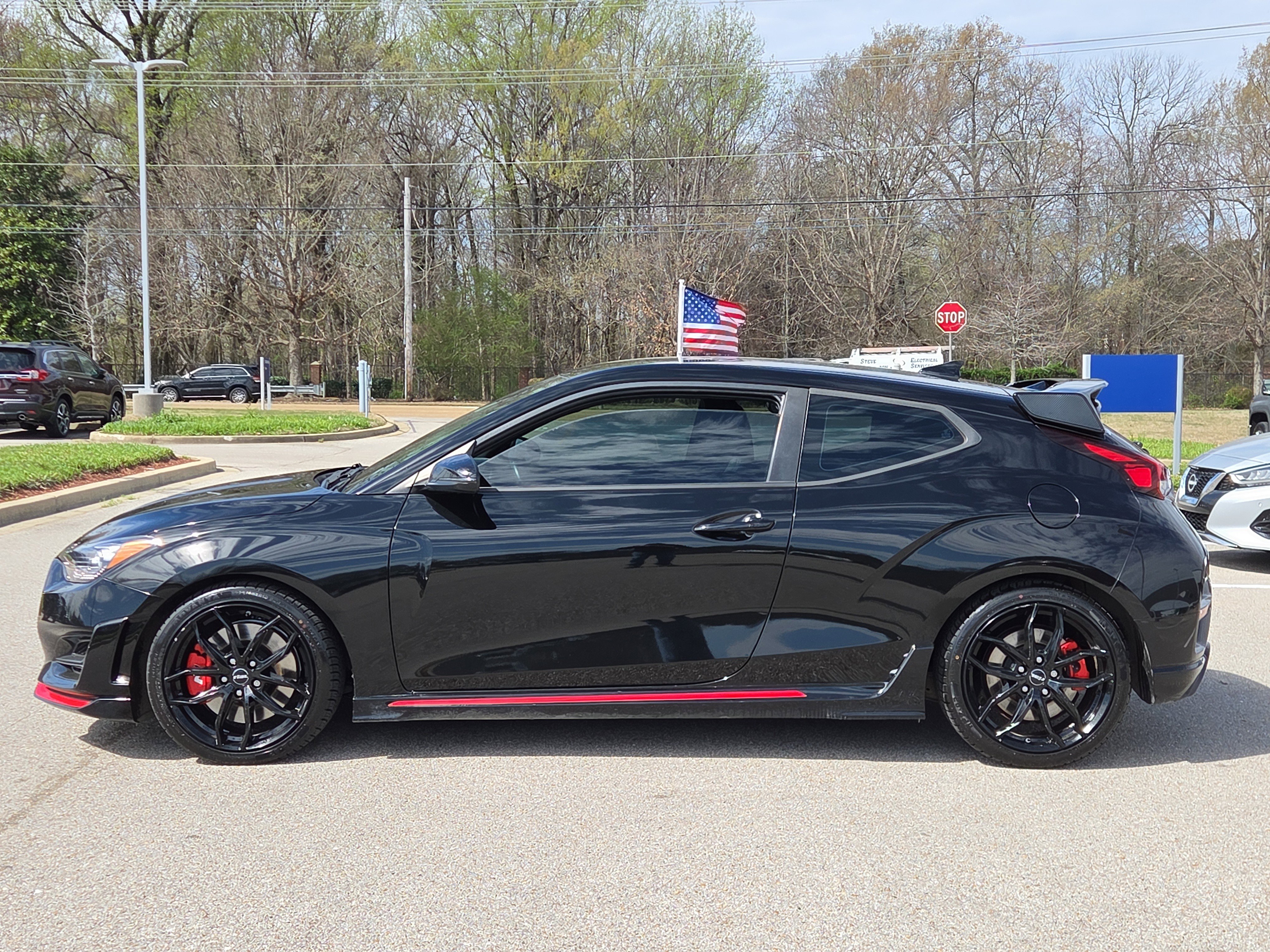 Used 2021 Hyundai Veloster N image 6