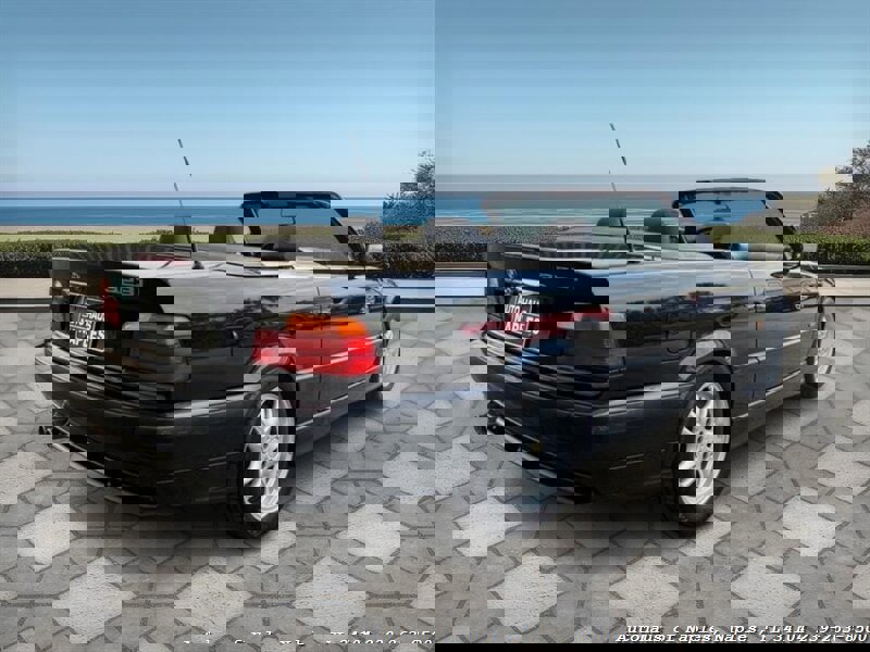 Used 1999 BMW 323i Convertible image 8