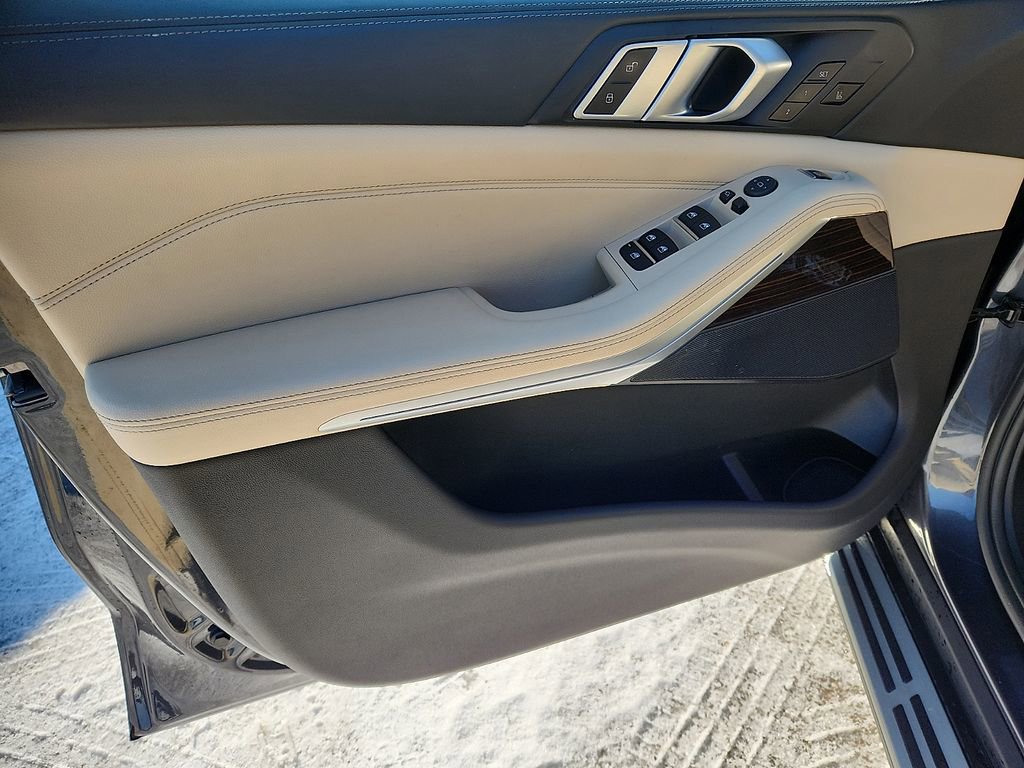 Used 2020 BMW X5 xDrive40i image 11