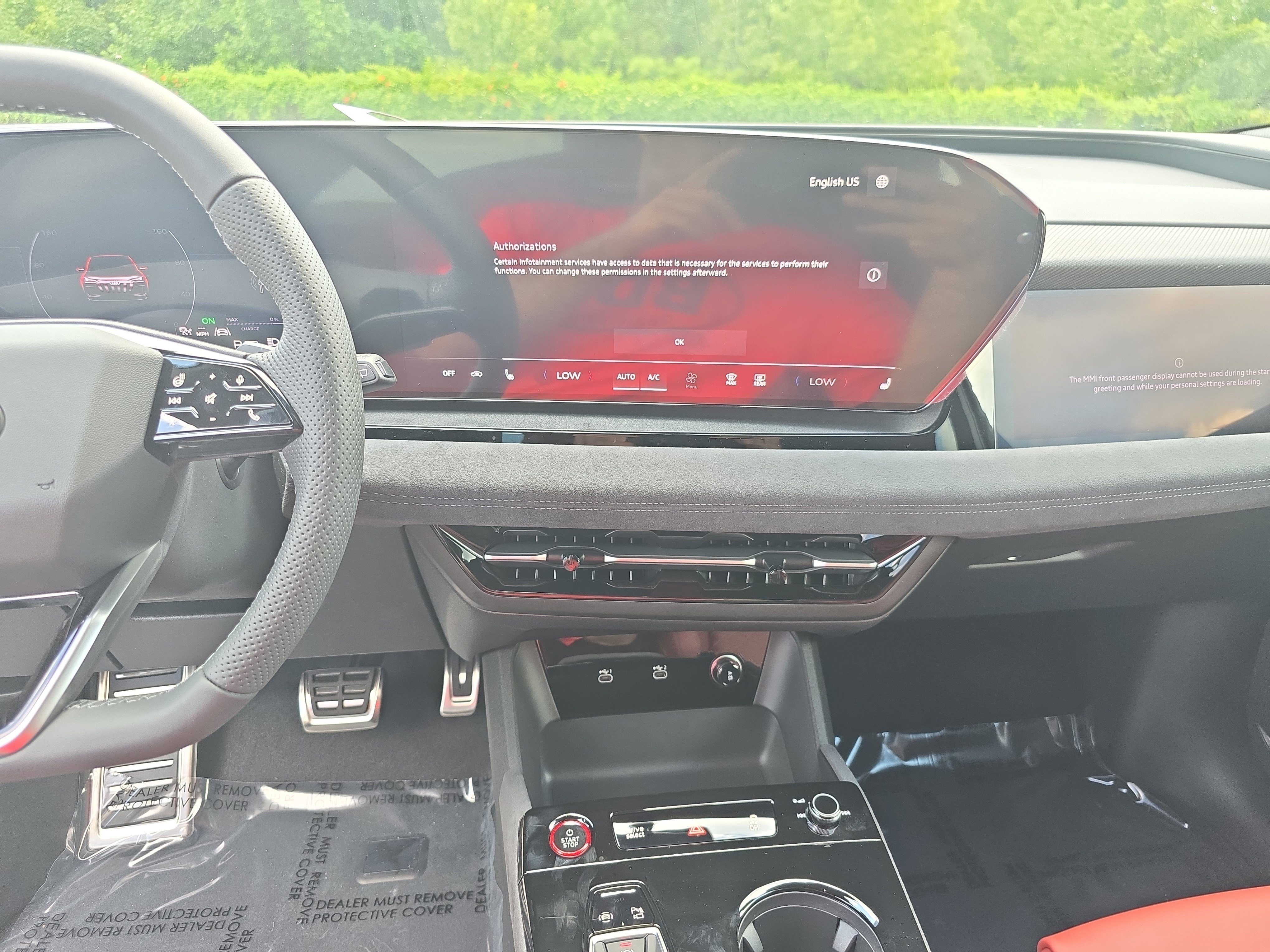 New 2025 Audi SQ6 e-tron Prestige image 18