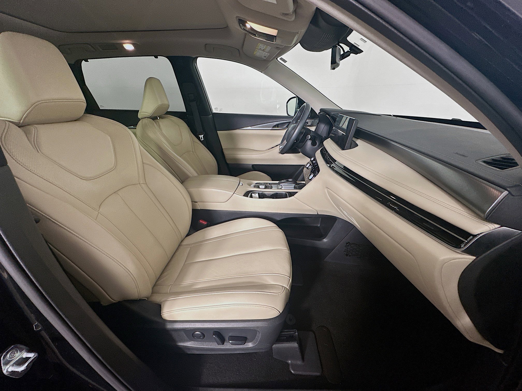 Used 2023 INFINITI QX60 Luxe w/ Cargo Package AWD/4WD image 35
