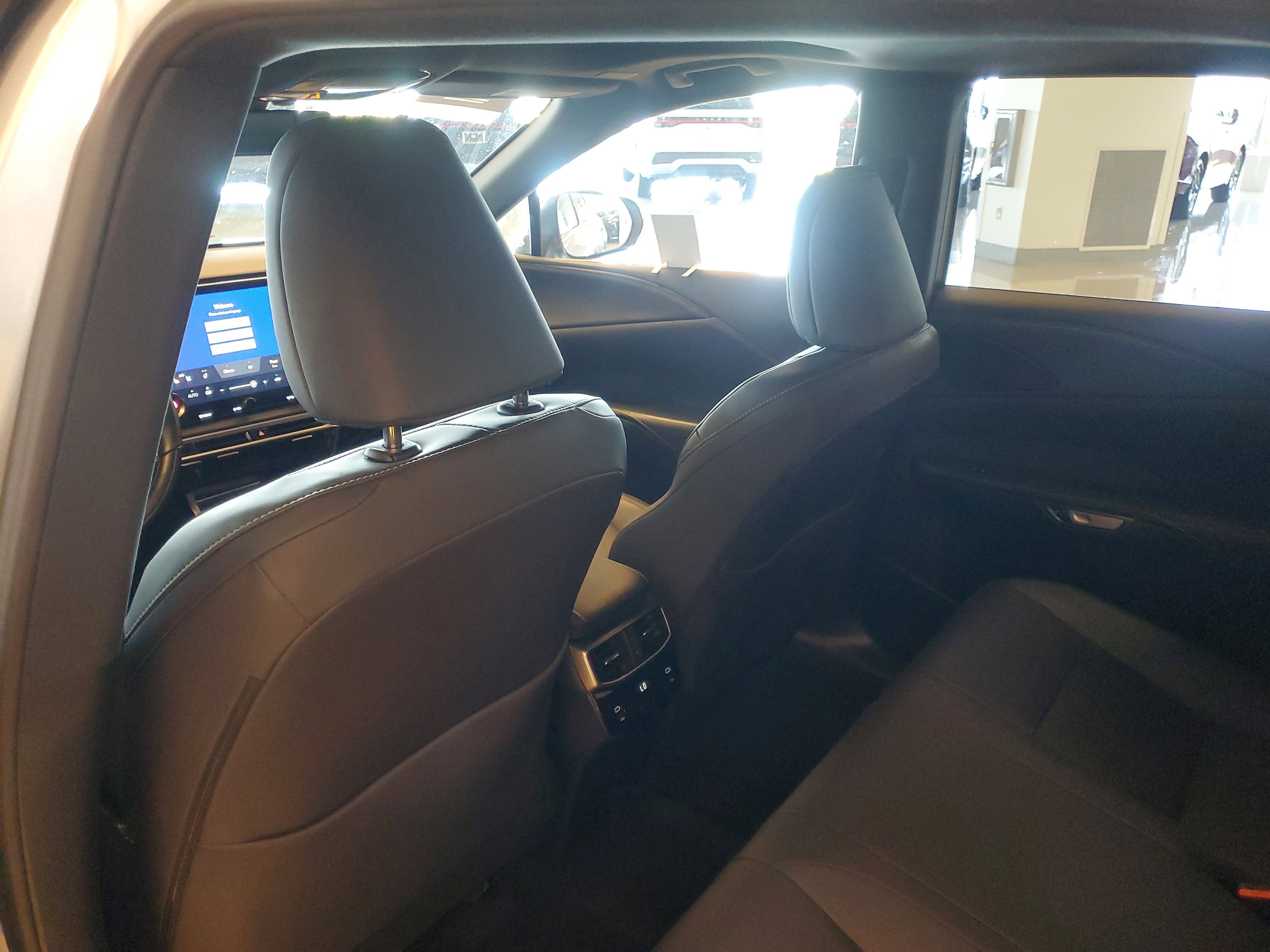 Used 2025 Lexus RX 350 Premium image 16