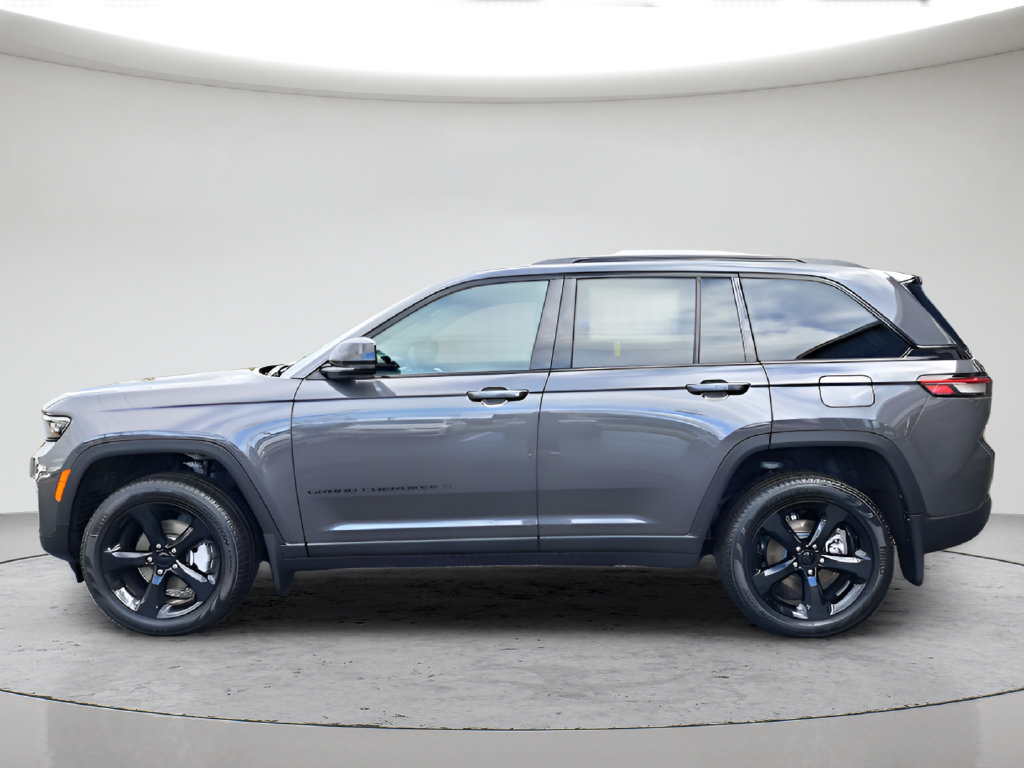 New 2025 Jeep Grand Cherokee Limited w/ Black Appearance Package AWD/4WD image 8