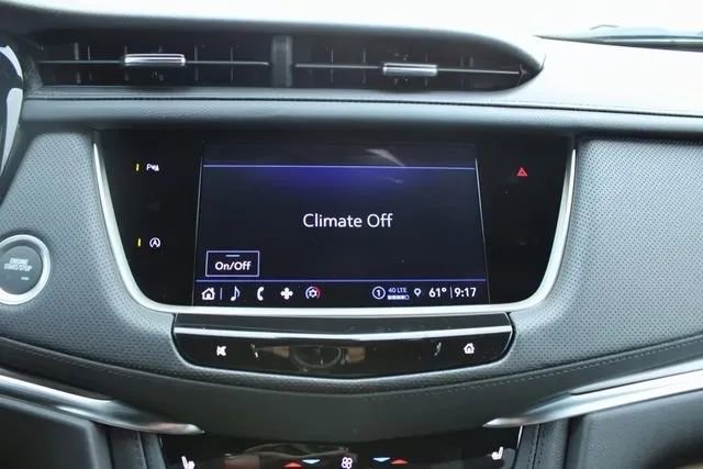 Used 2025 Cadillac XT5 Luxury image 14