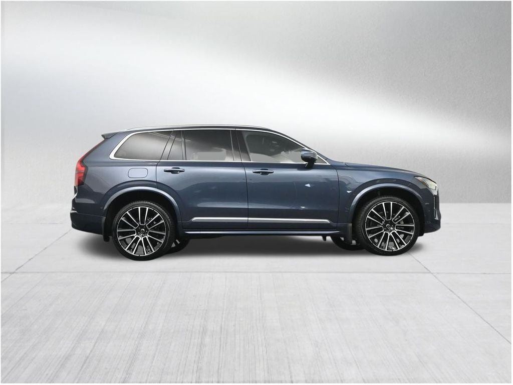 New 2026 Volvo XC90 B6 Plus w/ Protection Package Premier AWD/4WD image 29