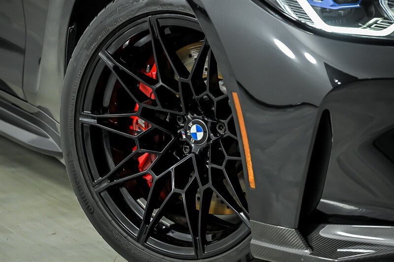 Used 2021 BMW M4 Coupe w/ M Carbon Exterior Package RWD image 4