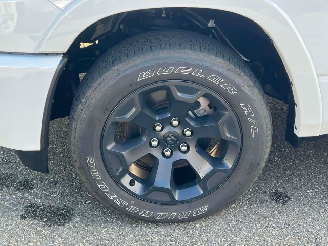 Used 2025 RAM 1500 Big Horn AWD/4WD image 8