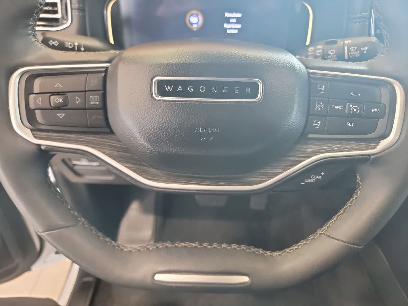 Used 2023 Jeep Wagoneer Series II AWD/4WD image 22
