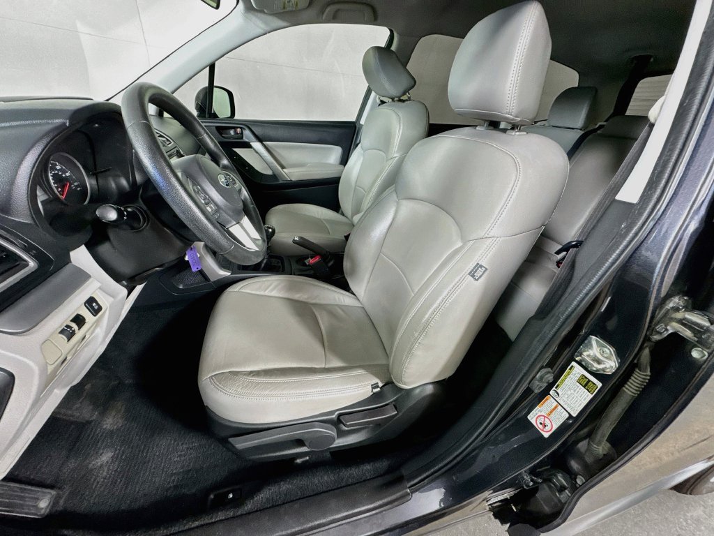 Used 2018 Subaru Forester 2.5i AWD/4WD image 24