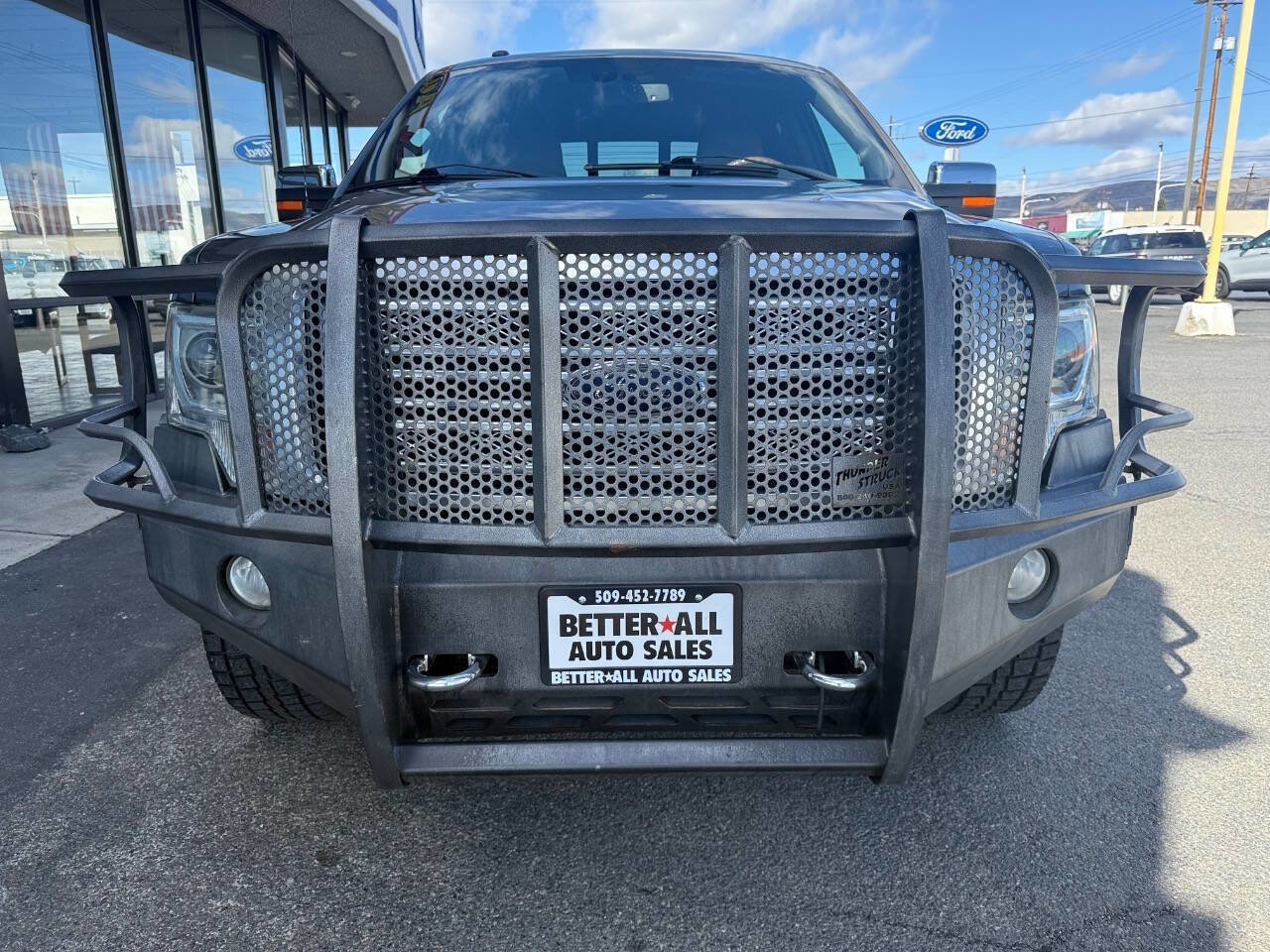 Used 2014 Ford F150 Platinum w/ Max Trailer Tow Package image 3