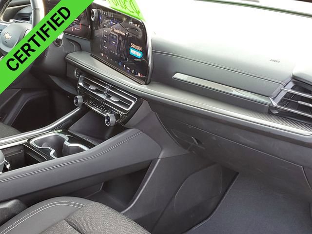 Used 2024 Chevrolet Traverse LT image 28