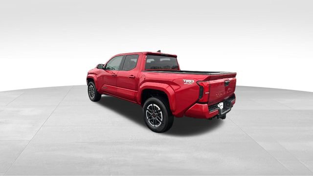 Used 2025 Toyota Tacoma TRD Sport AWD/4WD image 5