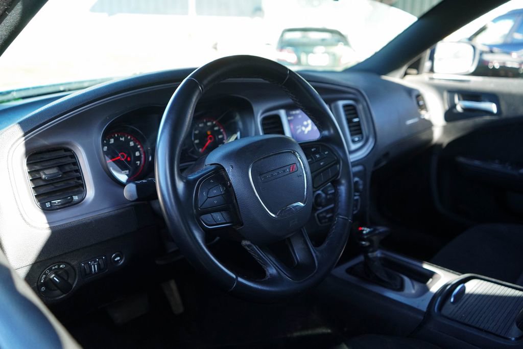 Used 2023 Dodge Charger SXT w/ Blacktop Package RWD image 7