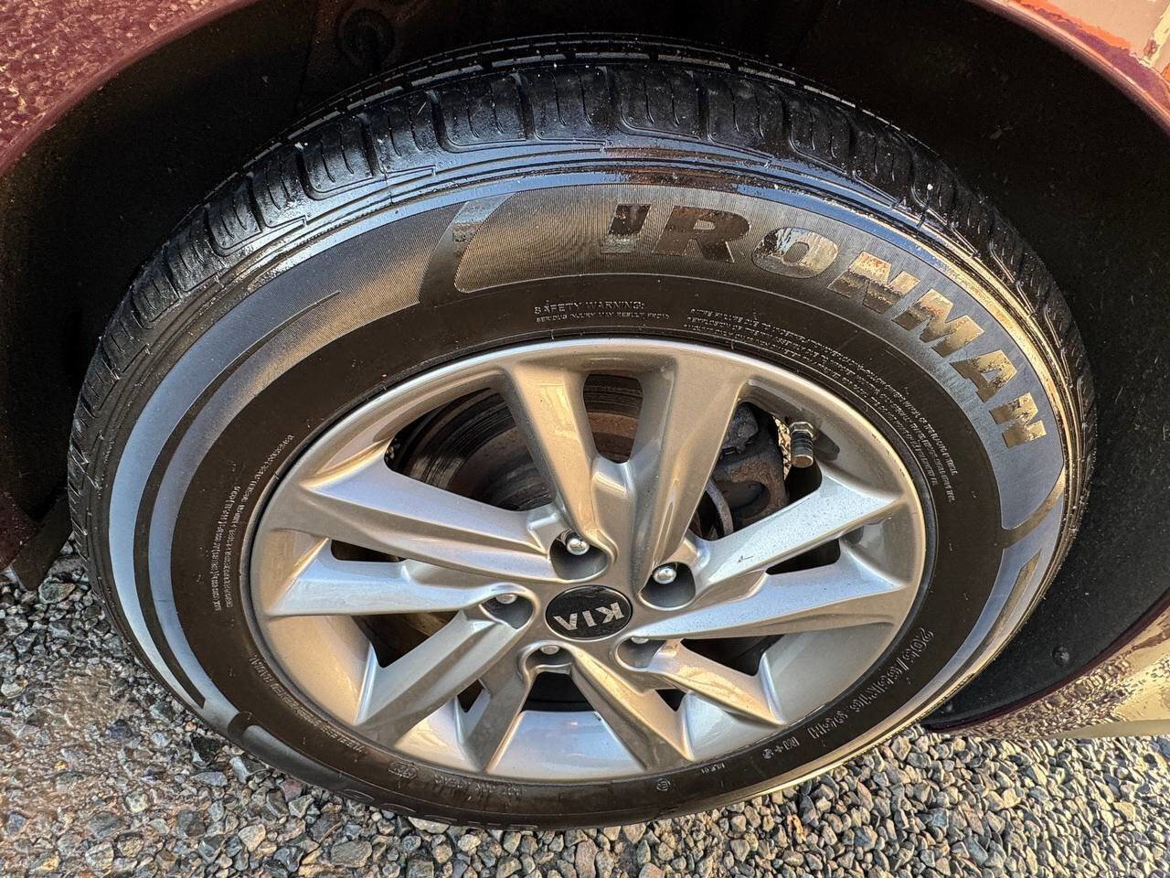 Used 2020 Kia Optima LX image 28