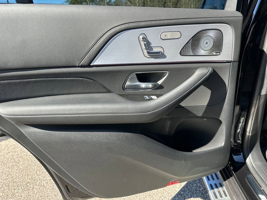 Certified 2025 Mercedes-Benz GLS 63 AMG 4MATIC image 34
