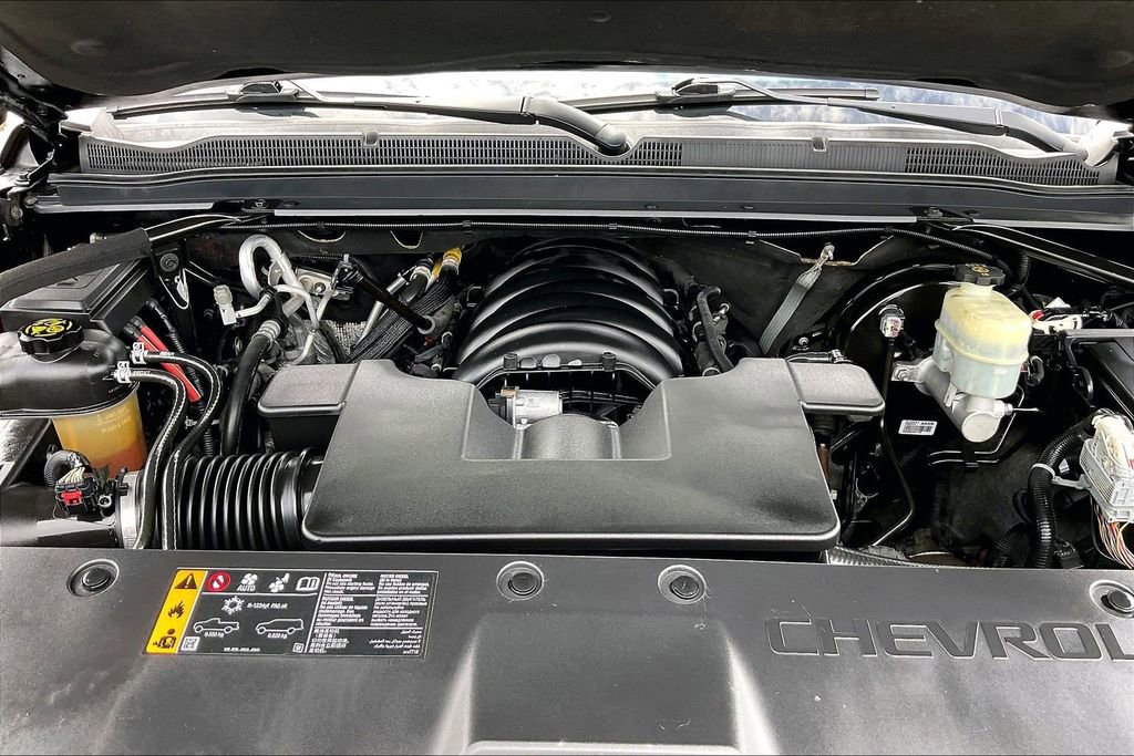 Used 2020 Chevrolet Suburban LT RWD image 31