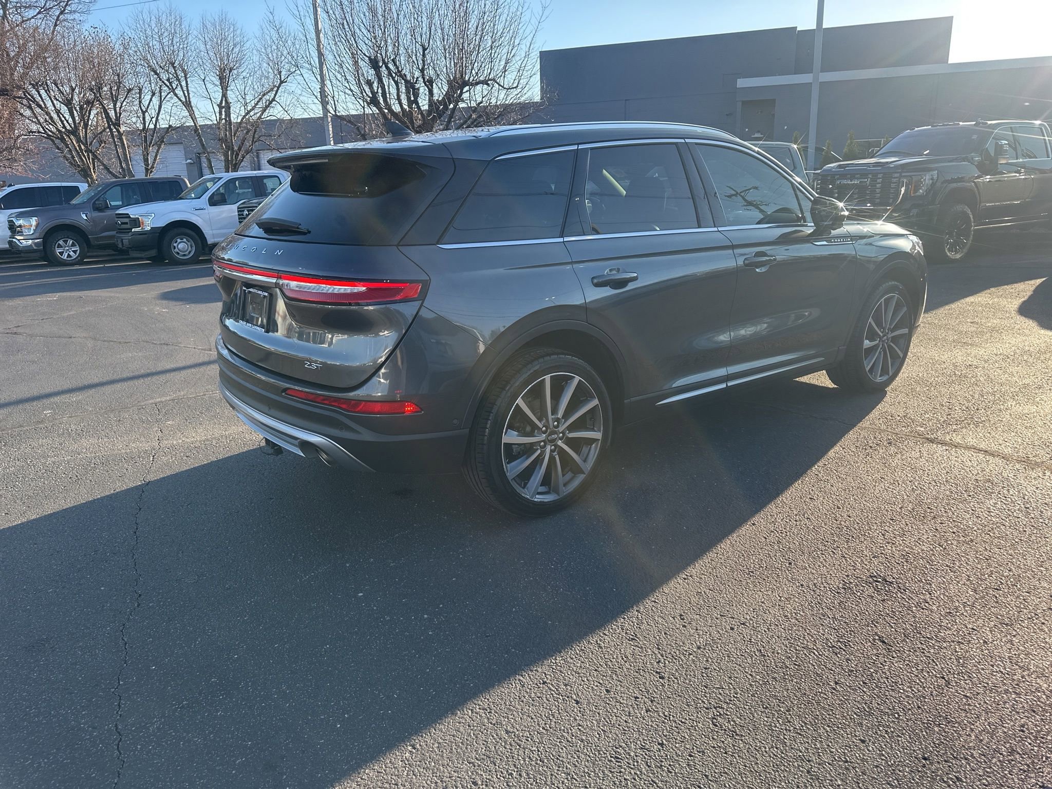 Used 2020 Lincoln Corsair Reserve w/ Equipment Group 202A image 3