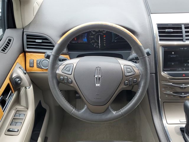 Used 2015 Lincoln MKX FWD w/ Equipment Group 101A image 25