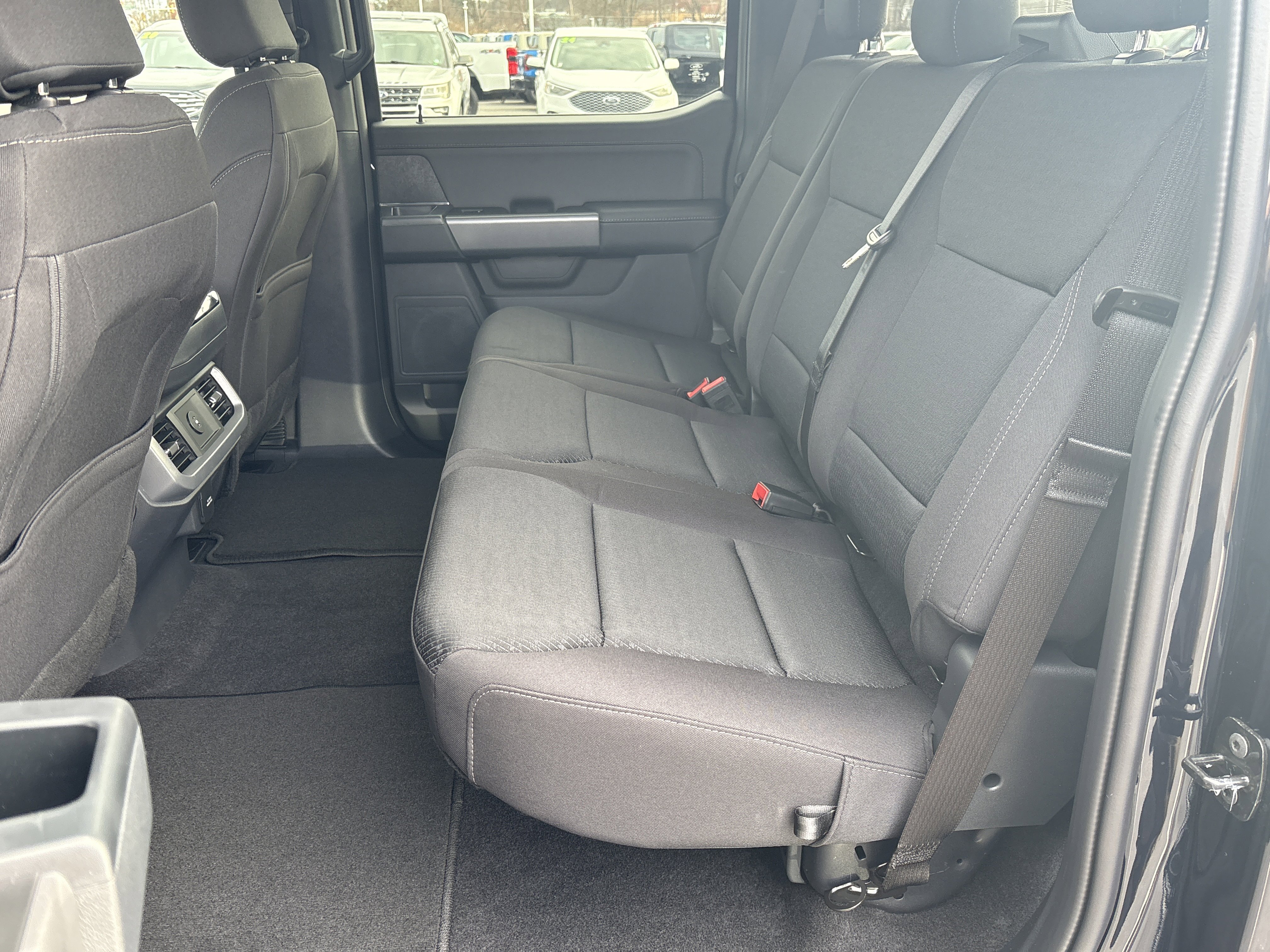 New 2026 Ford F150 XLT w/ Equipment Group 302A MID image 20