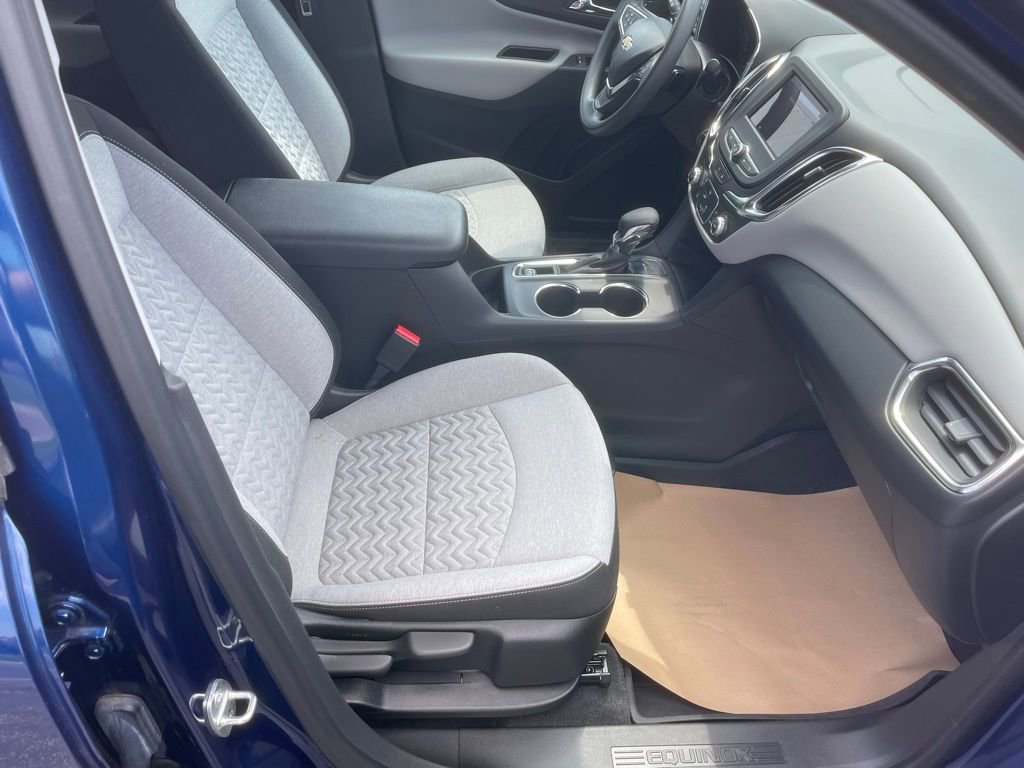 Used 2023 Chevrolet Equinox LS w/ LS Convenience Package FWD image 19
