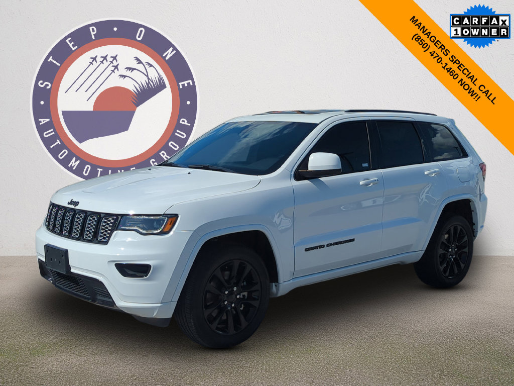 Used 2021 Jeep Grand Cherokee Laredo X AWD/4WD image 1