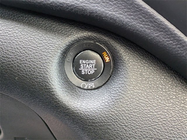 Certified 2019 Jeep Cherokee Limited w/ Luxury Group image 22