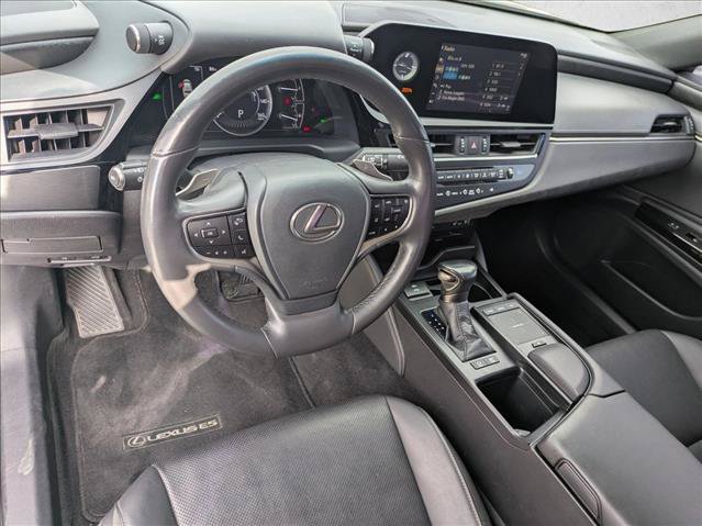 Used 2022 Lexus ES 300h w/ Premium Package FWD image 10