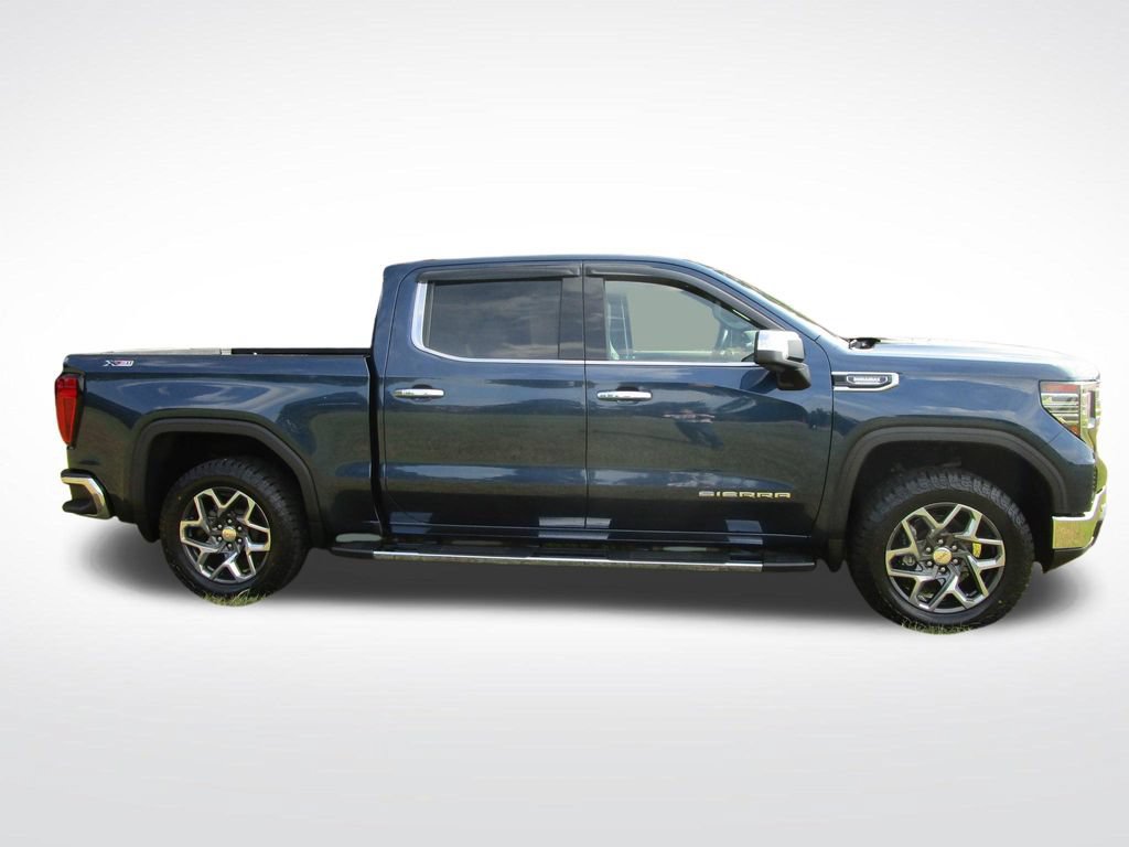 Used 2022 GMC Sierra 1500 SLT w/ SLT Premium Plus Package AWD/4WD image 8