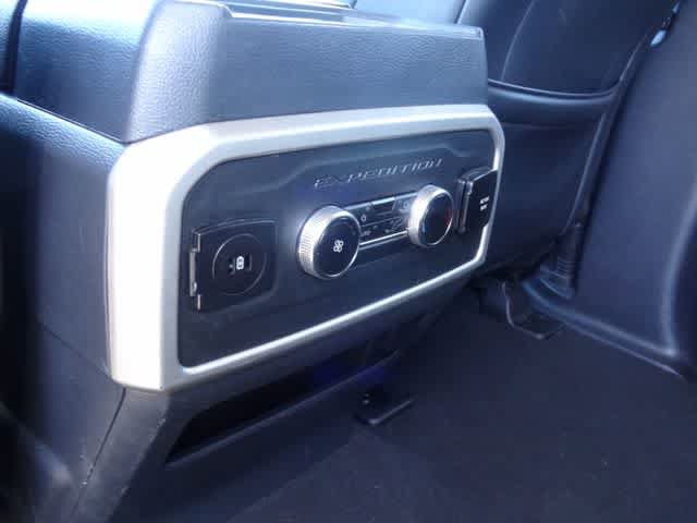 Used 2024 Ford Expedition XLT AWD/4WD image 21