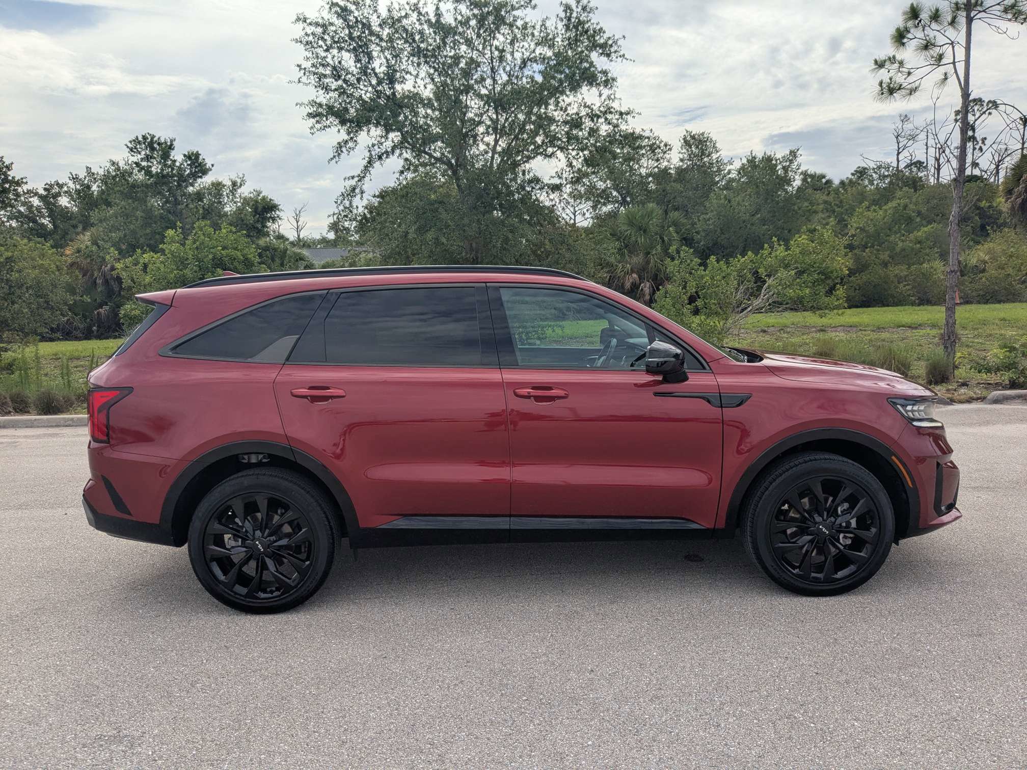 Certified 2023 Kia Sorento SX AWD/4WD image 3