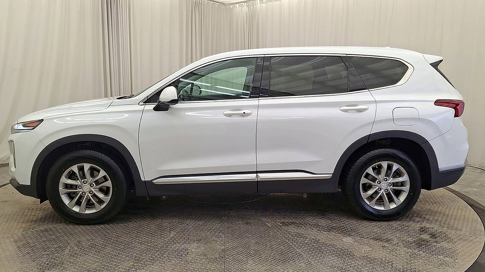 Used 2020 Hyundai Santa Fe SEL image 8