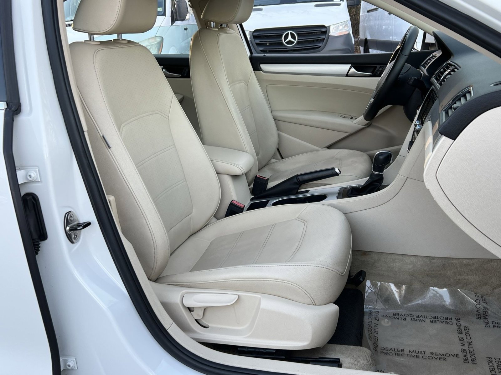 Used 2013 Volkswagen Passat 2.5 SE image 25